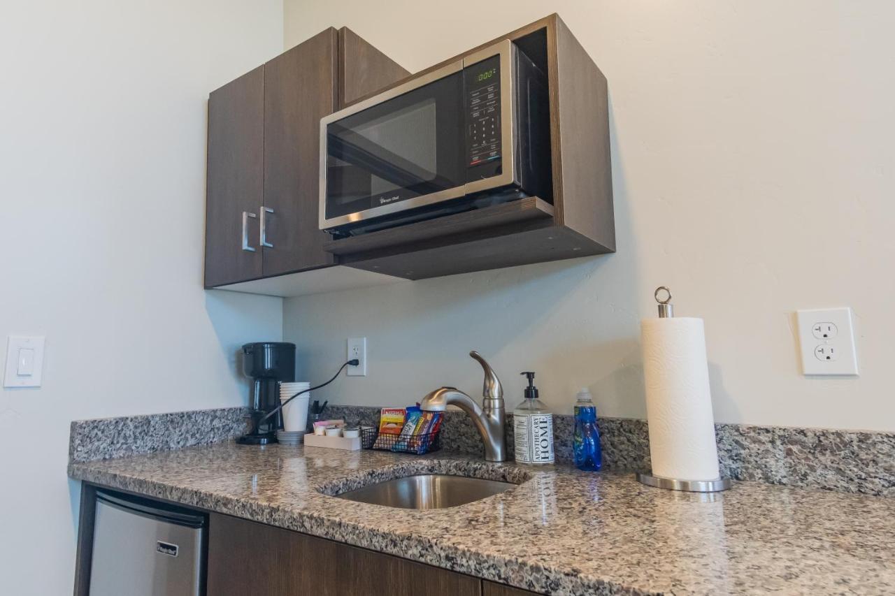 South Zion Inn And Suites Hildale Екстериор снимка